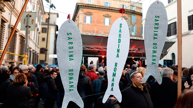 Ιταλία: Το «κίνημα της σαρδέλας» σε νέα κινητοποίηση κατά της αυστηρής μεταναστευτικής πολιτικής