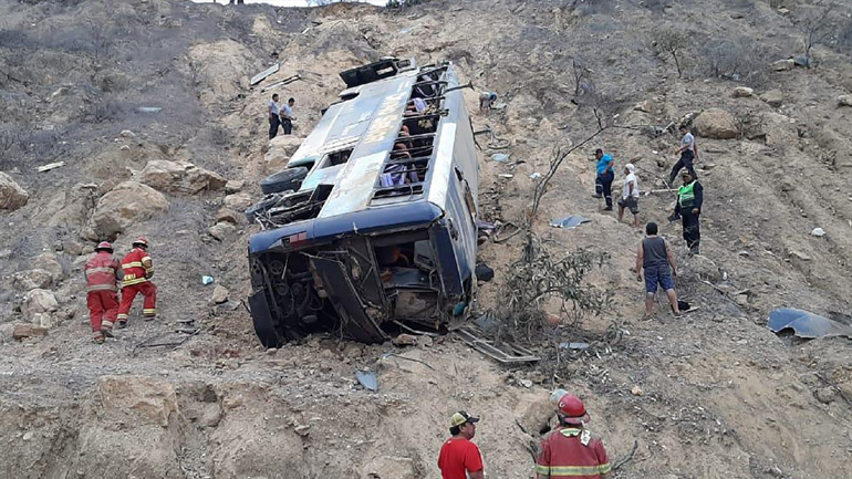 Τραγωδία με οκτώ νεκρούς φιλάθλους στο Περού