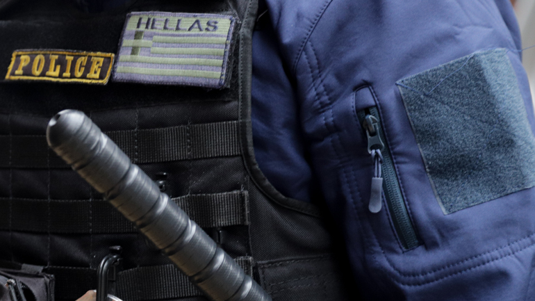 Στη φυλακή ο αστυνομικός για τις 11 ληστείες σε βενζινάδικα: Τι είπε στην απολογία του