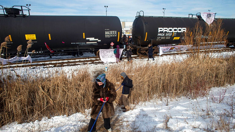 Ο Καναδός πρωθυπουργός ακύρωσε ταξίδι στο εξωτερικό λόγω κινητοποιήσεων στη χώρα του