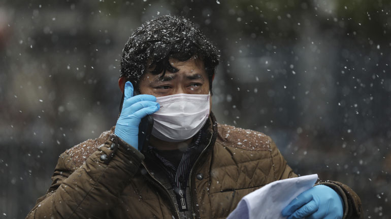 Κίνα: Οι Αρχές ζητούν από τους ιαθέντες του κορωνοϊού να δώσουν το πλάσμα τους για τη θεραπεία των πασχόντων