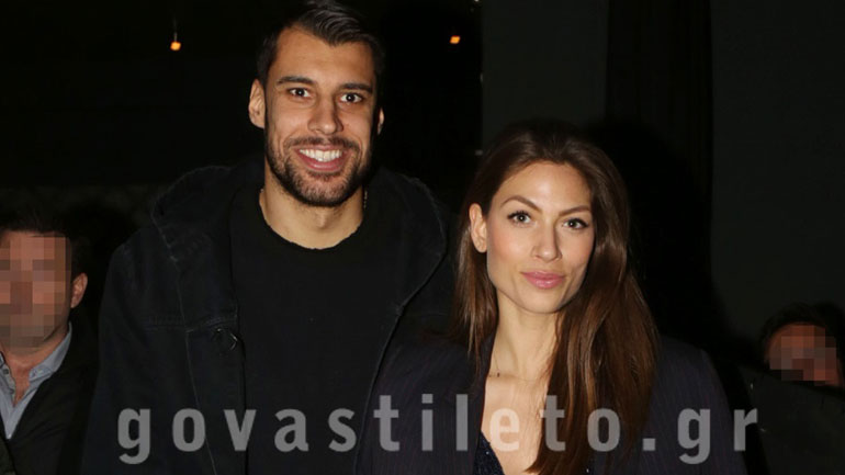 Γιώργος Πρίντεζης – Στέλλα Κωστοπούλου: Σπάνια βραδινή έξοδος για το ερωτευμένο ζευγάρι