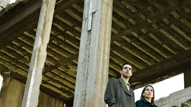 «Μυθιστόρημα» του Γιώργου Χειμωνά στο θέατρο Άλμα