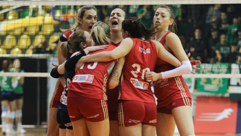 Βόλεϊ: Διπλό πρόκρισης για τα κορίτσια του Ολυμπιακού στην Ουγγαρία