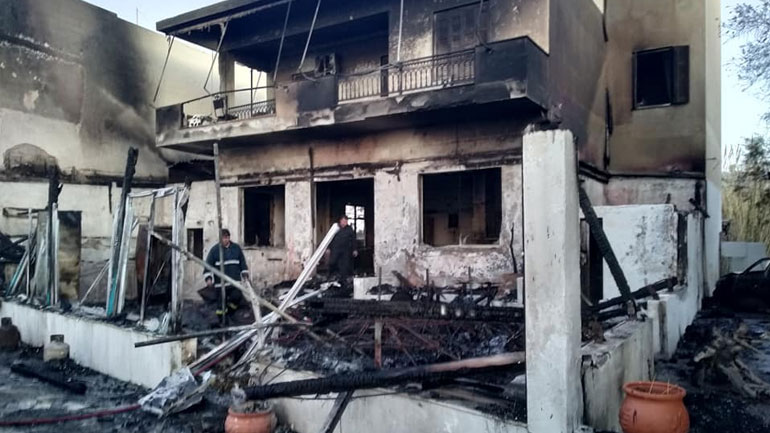 Κρήτη: Παρανάλωμα του πυρός καφετέρια στο Μύρτος