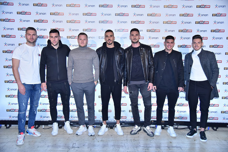 Μπαρτ Σένκεφελντ, Χρήστος Δώνης, Ματίας Γιόχανσον, Δημήτρης Κουρμπέλης, Φεντερίκο Μακέντα, Γιάννης Μπουζούκης, Τάσος Χατζηγιοβάνης