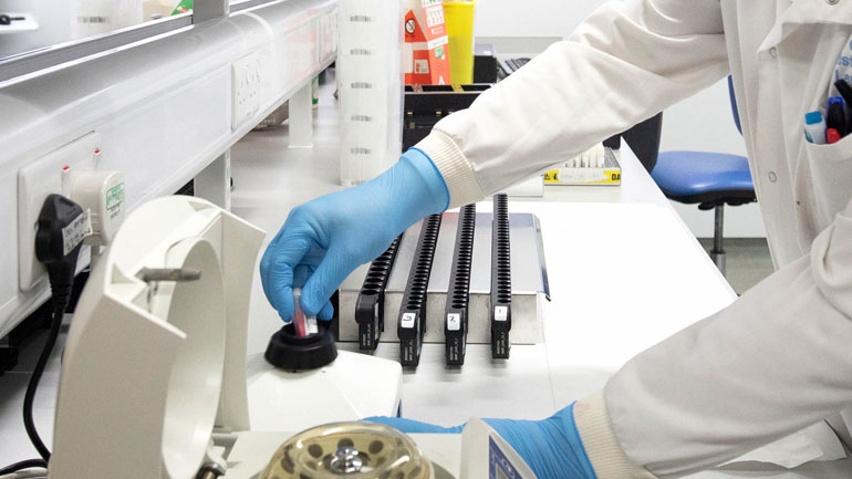 Ιράν: Δύο άνθρωποι πέθαναν από τον Covid-19 σε νοσοκομείο της πόλης Κομ