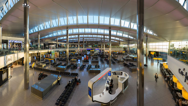 Βρετανία: Ξανάρχισαν οι απογειώσεις πτήσεων από το αεροδρόμιο Χίθροου