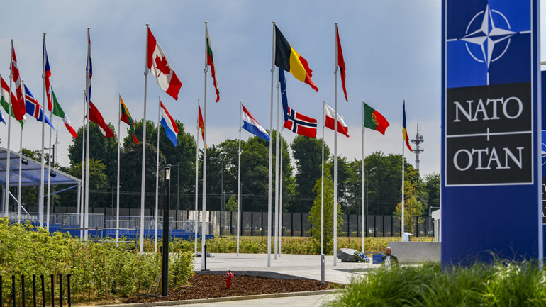 Αποχώρησε η ελληνική αντιπροσωπεία από συνεδρίαση επιτροπών του ΝΑΤΟ