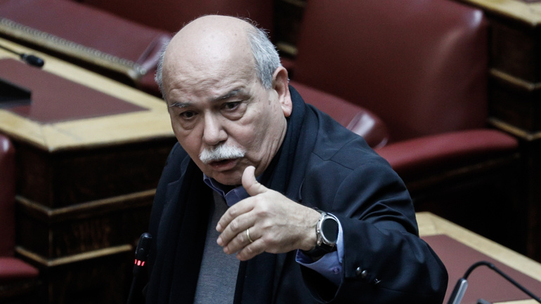 Βούτσης: «Αντιθεσμική προσπάθεια για τη συγκάλυψη του σκανδάλου Novartis»