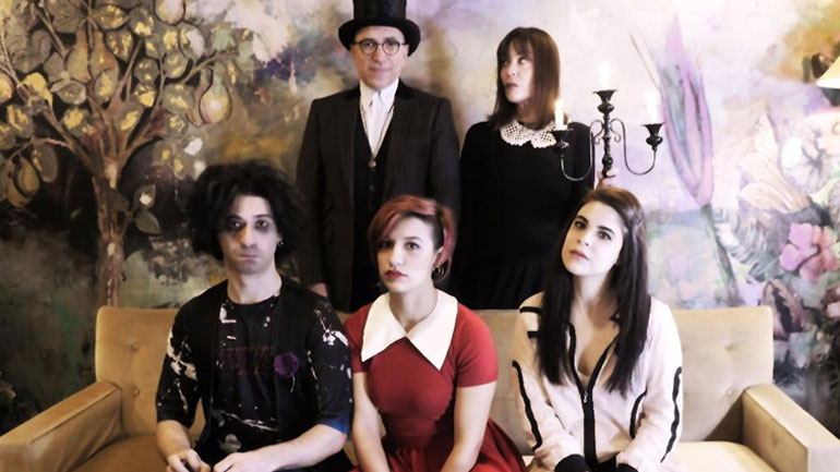 «Αλίκη» στο Θέατρο Άλμα