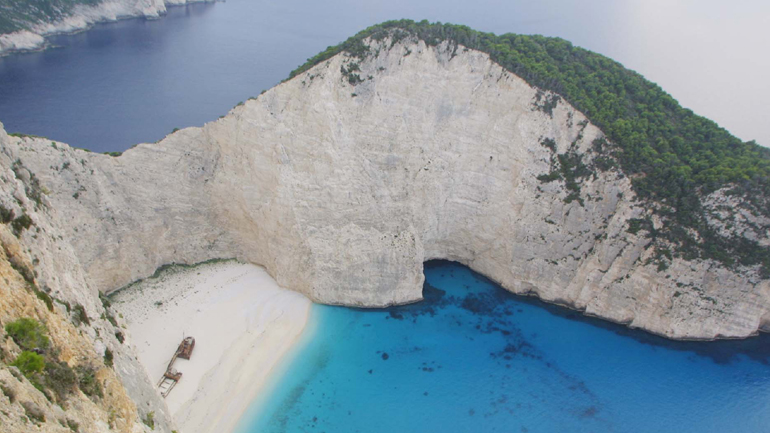 Αντίδραση του ΕΟΤ για δημοσίευση που εμφανίζει το Ναυάγιο της Ζακύνθου στην Τουρκία