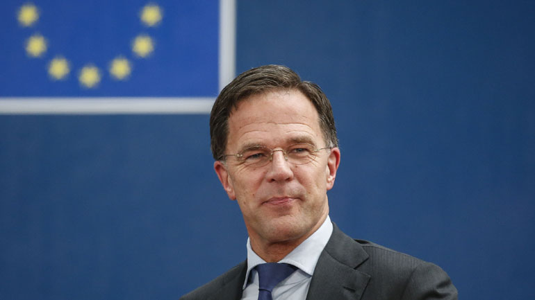 Ο Ολλανδός πρωθυπουργός πήγε στη σύνοδο κορυφής με βιογραφία του Σοπέν για να έχει κάτι να διαβάσει