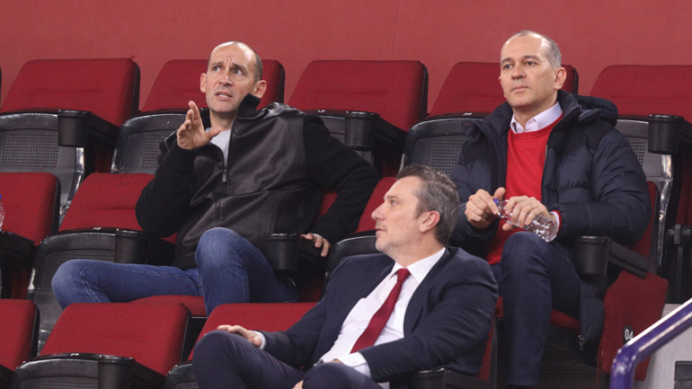 Συναντήθηκαν με τον Μπερτομέου οι αδελφοί Αγγελόπουλοι