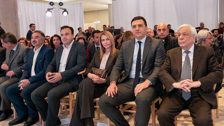 Ο Πρόεδρος της Δημοκρατίας, κύριος Προκόπης Παυλόπουλος με τον Υπουργό Υγείας, κύριο Βασίλη Κικίλια κατά τη διάρκεια της εκδήλωσης