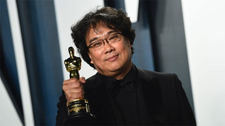 «Προνόμιο» η περιόδος των βραβεύσεων, λέει η διερμηνέας του Μπονγκ Τζουν-χο