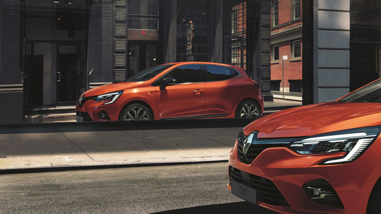 Δείτε πως το νέο Renault Clio παρκάρει μόνο του