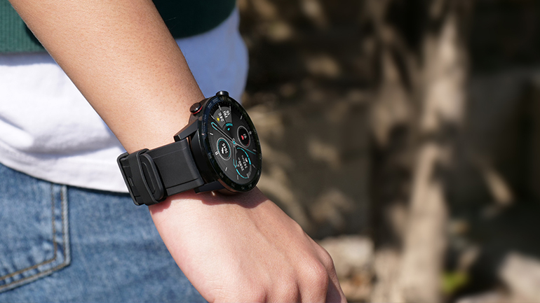 Δεν υπάρχει άλλο smartwatch σαν αυτό