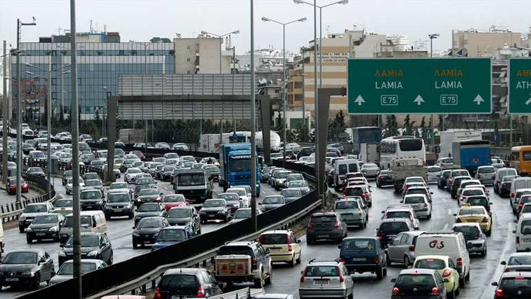 Αυξημένη κίνηση στον Κηφισό: Πού εντοπίζεται το πρόβλημα