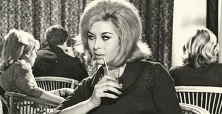 Ρία Δελούτση