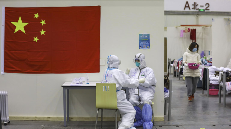 Κίνα: Στους 2.345 οι νεκροί από τον κορωνοϊό