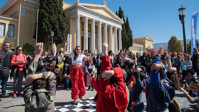 Απόκριες στην Αθήνα με πρωταγωνιστές τα παιδιά