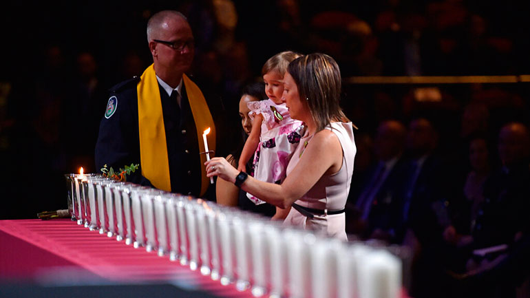 Τελετή στο Σίδνεϊ στη μνήμη των 25 νεκρών από τις πυρκαγιές στη Νέα Νότια Ουαλία