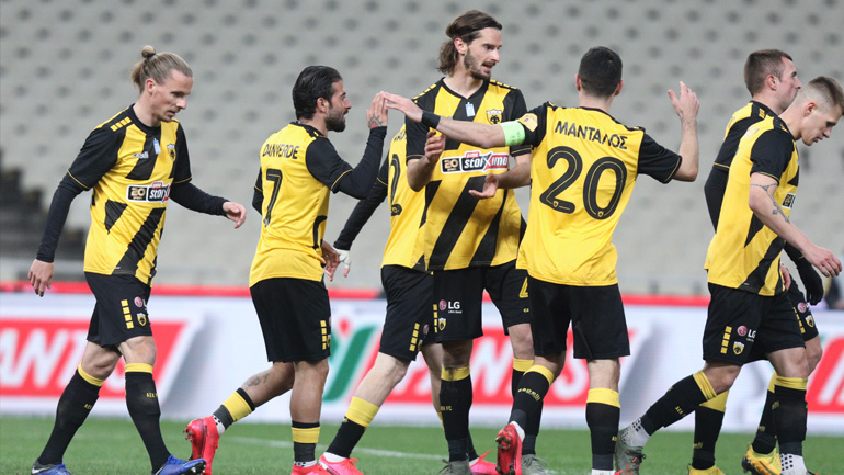 Καθάρισε στο πρώτο μισάωρο η AEK, 3-0 τον ΟΦΗ