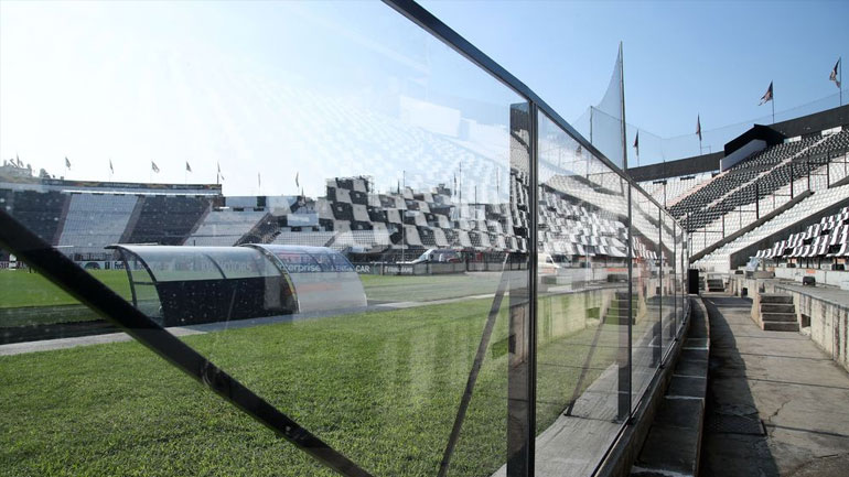 Έφοδος της αστυνομίας στην Τούμπα λίγες ώρες πριν το ντέρμπι Έφοδος της αστυνομίας στην Τούμπα λίγες ώρες πριν το ντέρμπι