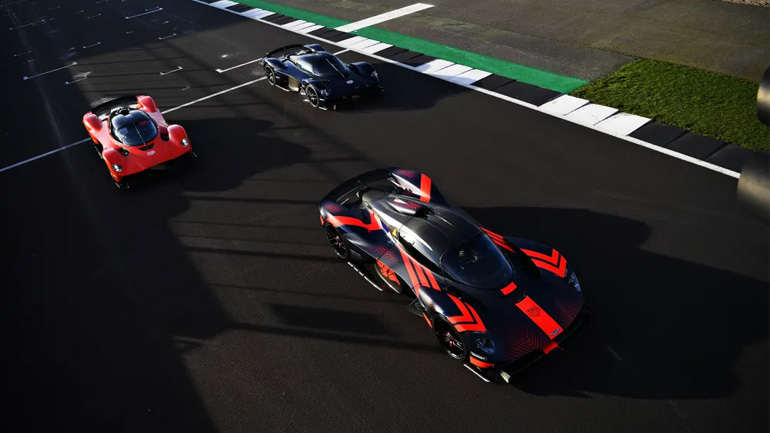 Verstappen & Albon μιλούν για την πρώτη δοκιμή της Aston Martin Valkyrie