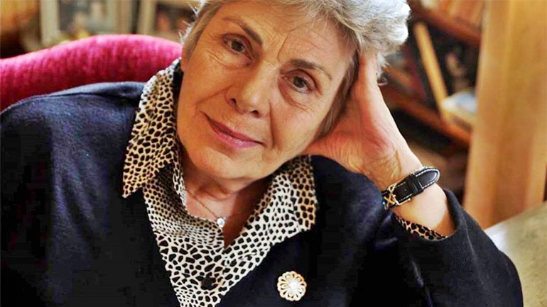 Η αυτοβιογραφούμενη Κική Δημουλά