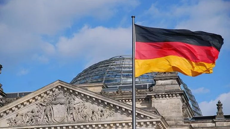 Γερμανία: Υποψήφιος για την ηγεσία του CDU ο Φρίντριχ Μερτς