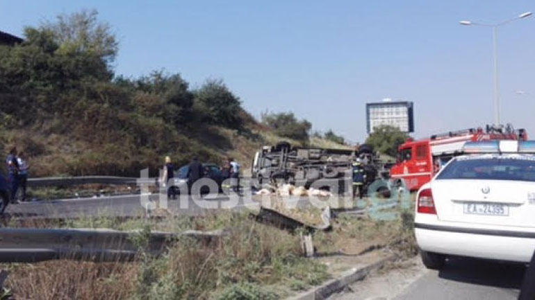 Θεσσαλονίκη: Τροχαίο στον περιφερειακό – Από μια λωρίδα η κυκλοφορία προς δυτικά