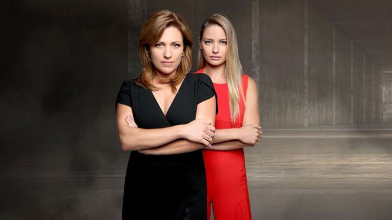 Γυναίκα χωρίς όνομα: Η Έλλη λέει στη Μαρίνα πως χάθηκε η φωτογραφία της