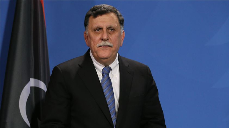 Σάρατζ: «Εγκληματίας πολέμου» ο Χαφτάρ