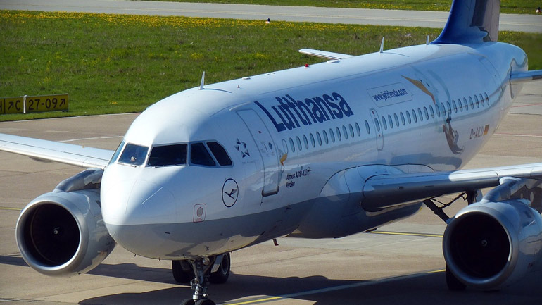 Η Lufthansa αντιδρά με περικοπές στις ακυρώσεις πτήσεων λόγω του κορωνοϊού