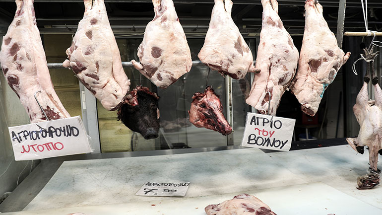 Κατάσχεση ακατάλληλων κρεάτων σε κρεοπωλείο στη Νίκαια