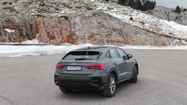 Η coupe παραλλαγή του Q3 απευθύνεται στους ανήσυχους οδηγούς