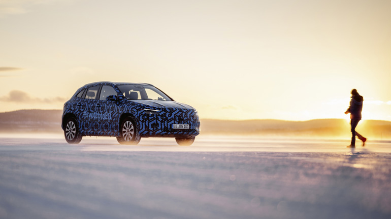 Η Mercedes αποκαλύπτει την ηλεκτρική EQA