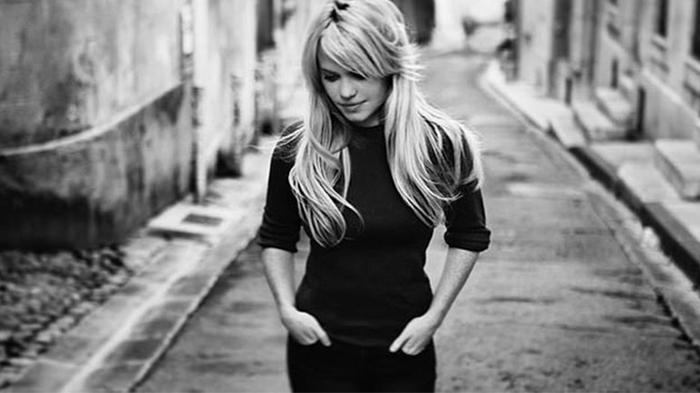 Duffy: «Με βίασαν και με κράτησαν αιχμάλωτη»