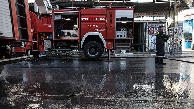 Φωτιά σε ακατοίκητο κτήριο στην Αλεξάνδρας