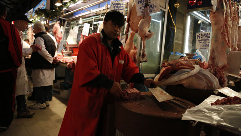 Αγορανομικοί έλεγχοι στη Βαρβάκειο Αγορά από την Περιφέρεια Αττικής