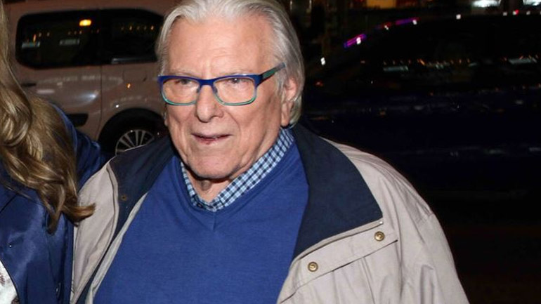 Το ιδιόχειρο σημείωμα του Κώστα Βουτσά που ήρθε στη δημοσιότητα λίγες ώρες μετά τον θάνατό του