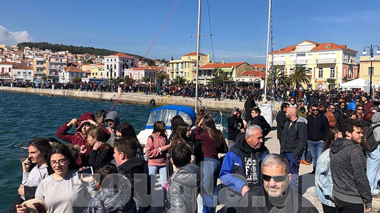 Μυτιλήνη: Συνεχίζεται και σήμερα η γενική απεργία