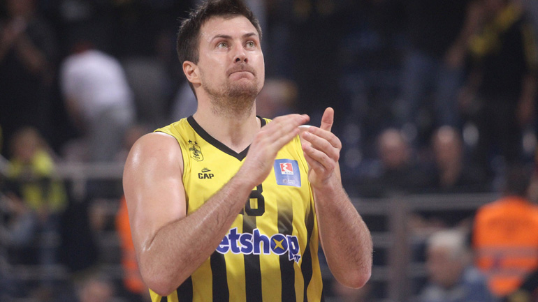 Άρης: Διάστρεμμα ο Ντραγκίτσεβιτς