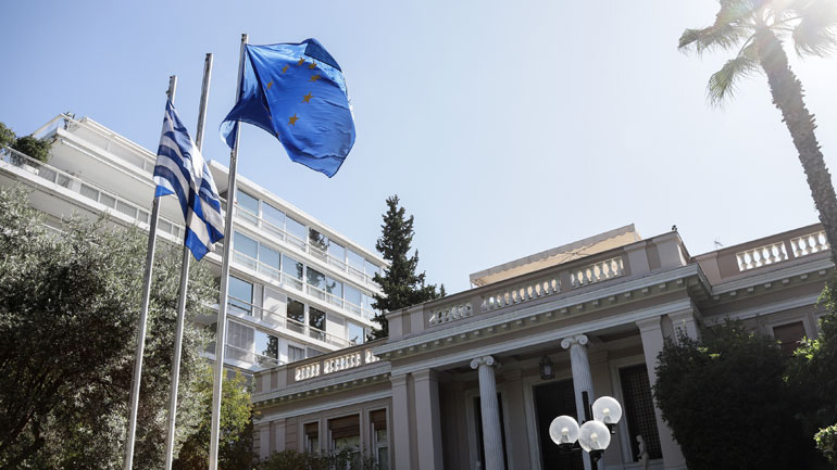 Ολοκληρώθηκε η σύσκεψη στο Μαξίμου – Οι αποφάσεις για το προσφυγικό