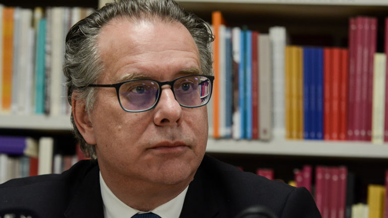 Κουμουτσάκος: Να ζητήσει δημόσια συγνώμη από τον πρωθυπουργό ο περιφερειάρχης Βορείου Αιγαίου