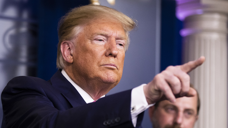 Η προεκλογική ομάδα Τραμπ μήνυσε τους New York Times