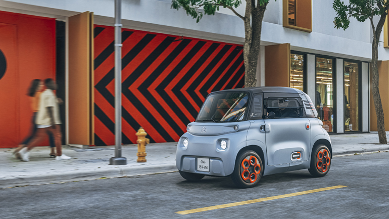 To ηλεκτρικό αυτοκίνητο πόλης που προσφέρεται με 20 ευρώ μηνιαίως