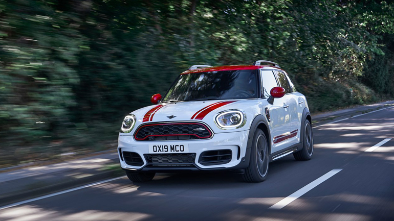 To ΜΙΝΙ Countryman JCW επιταχύνει σαν sportcar